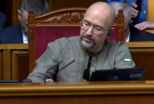 Україна не планує укладати жодних контрактів на транзит російського газу - Шмигаль