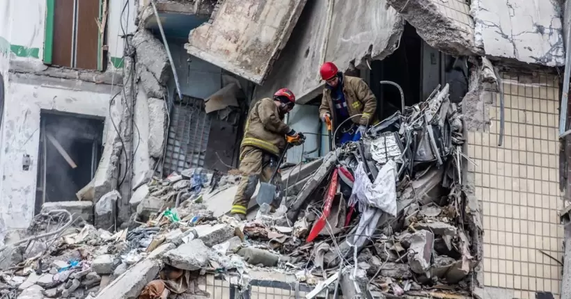 Кількість загиблих внаслідок удару по будинку в Дніпрі сягнула 30 осіб, - радниця голови ОВА