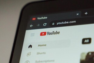 YouTube відновив доставлення кнопок для українських авторів