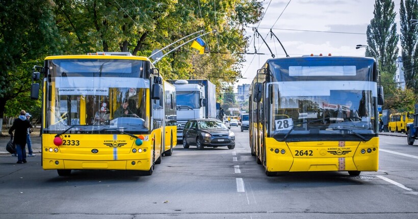 Питання роботи громадського транспорту в Києві під час тривог вирішать найближчим часом - Ткаченко