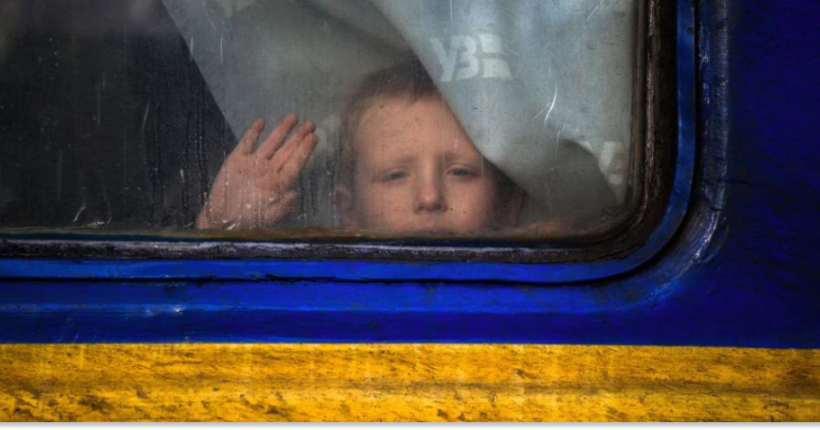 У Дніпропетровській облраді закликали людей визначатися щодо евакуації з прифронтових територій