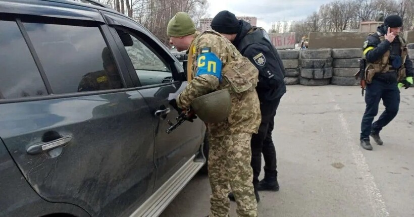 Обмеження у праві на керування авто за позовом ТЦК: як це має відбуватися і про що перше судове рішення