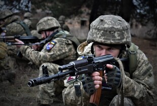 Бійці "Хартії" знищили взвод окупантів на Харківському напрямку (відео)