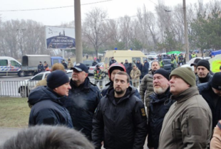 Рятувальна операція триватиме, поки не знайдуть всіх жертв: Тимошенко на місці трагедії у Дніпрі