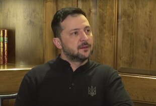 Зеленський: Питання виборів в Україні підіймає тільки одна людина