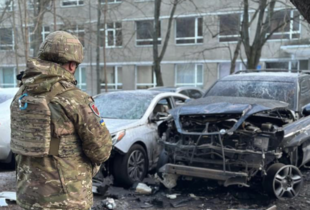 В Одесі пролунав потужні вибухи: постраждали три автівки