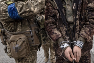Кого росіяни вимагають на обмін і чому не віддають "азовців"