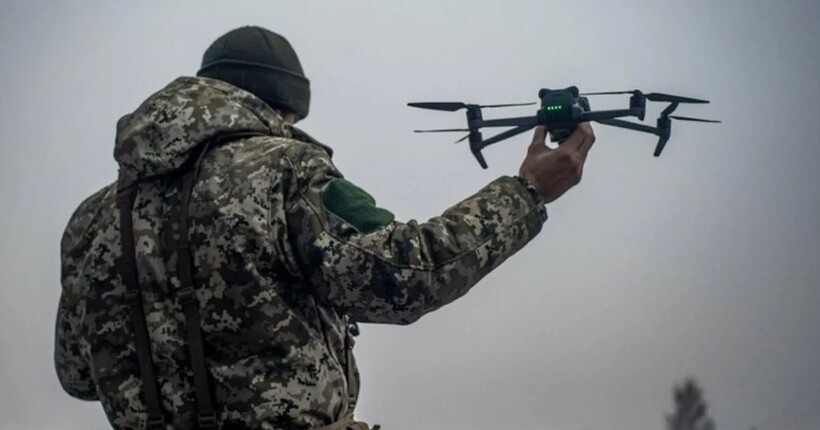 На Донеччині окупанти сховалися серед могил, але їх знищили FPV-дрони ГУР (відео) 