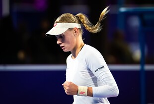 Даяна Ястремська програла програла Швьонтек та вибула з турніру WTA 1000