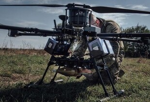 Українські захисники ліквідували дві позиції та танк рф на Харківському напрямку (відео)