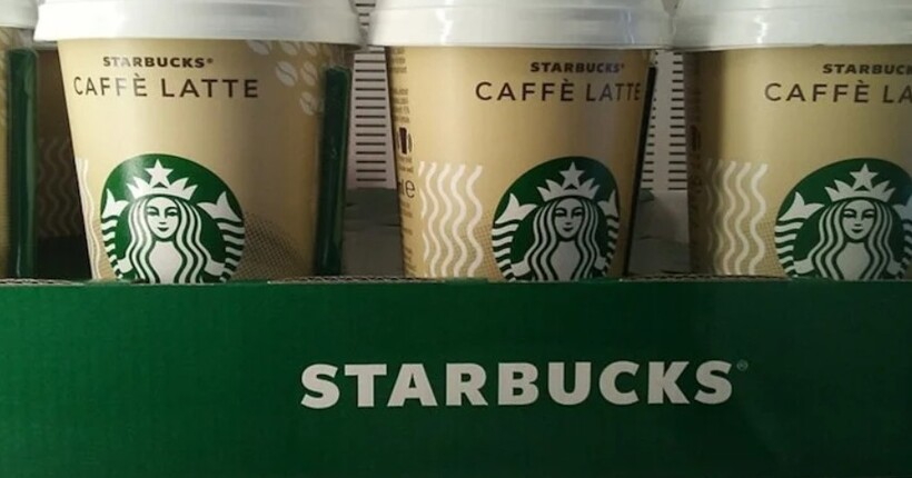 Суд зобов'язав Starbucks виплатити $50 млн клієнту, який отримав опіки від чаю