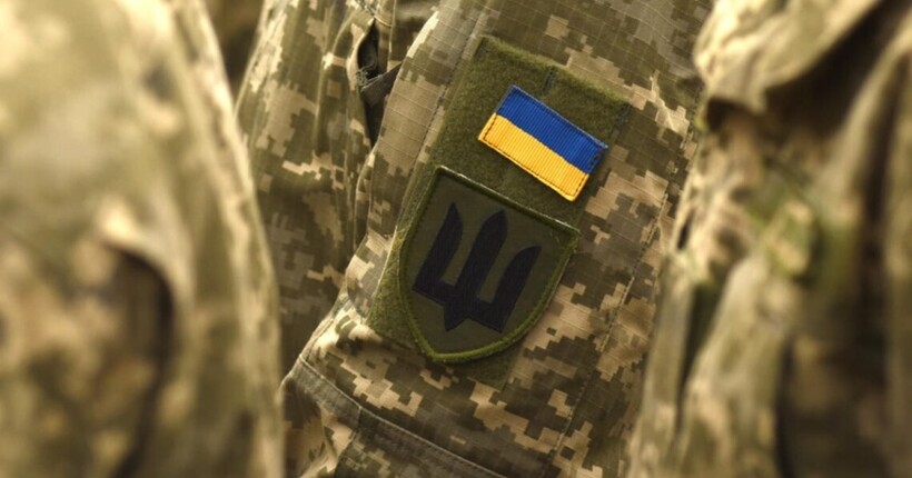 РУБпАК “Фенікс” ліквідувала ворожий танк Т-72 і МТ-ЛБ на Харківщині (відео)