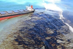 Росіяни відкладають підйом затонулих в Чорному морі танкерів до 2026 року