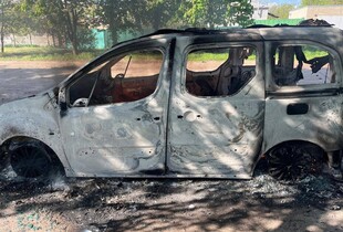 У Куп'янську окупанти скинули вибухівку з дрона на цивільне авто