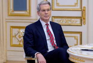 Бессент розповів, як угода про копалини допоможе у переговорах з рф