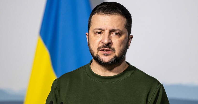 Зеленський застеріг іноземців від поїздки на парад 9 травня до Москви через ризик провокацій рф