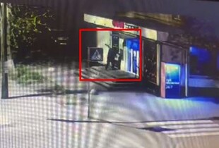Побачив, що на картці немає грошей і розтрощив банкомат: у Києві затримали чоловіка