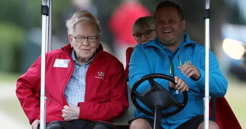 Баффет йде з посади голови Berkshire Hathaway: хто замінить легенду