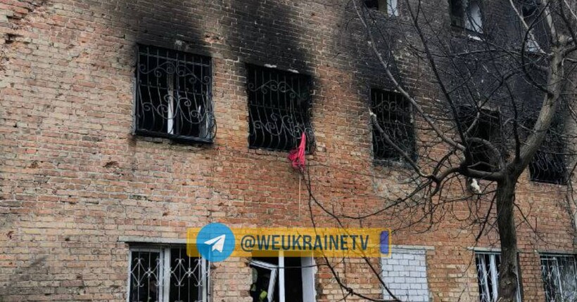 Внаслідок влучання у багатоповерхівку в Черкасах поранено двох людей: деталі