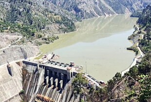 Індія вперше за 65 років перекрила воду через греблю на кордоні з Пакистаном