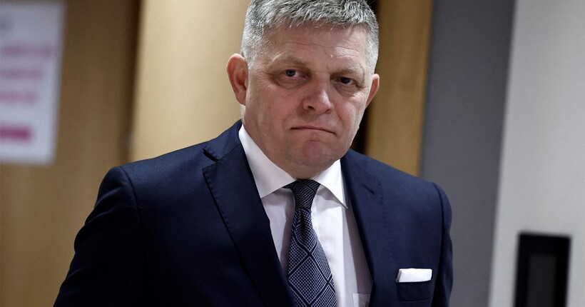 Фіцо розкритикував Зеленського за заяву про безпеку на параді 9 травня у Москві, назвавши його слова погрозами