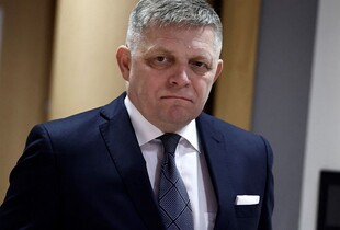 Фіцо розкритикував Зеленського за заяву про безпеку на параді 9 травня у Москві, назвавши його слова погрозами