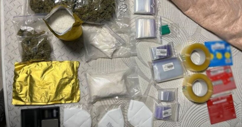 У Львові судитимуть групу осіб, яка збувала наркотики та психотропи