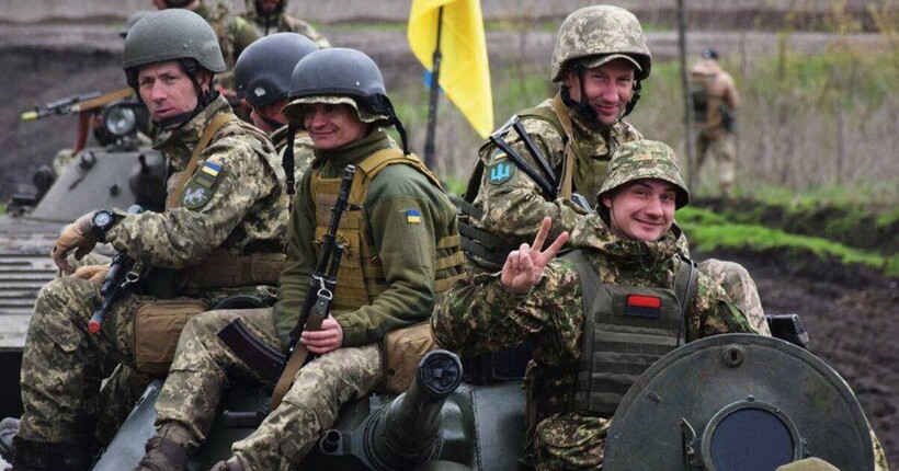 З Днем піхоти 2025: найкращі листівки та привітання військовим