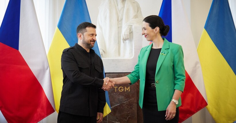 Зеленський зустрівся зі студентами Карлового університету