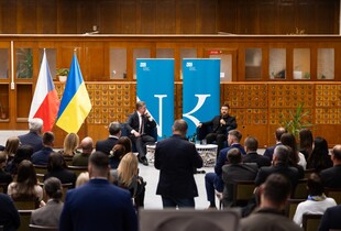Президент зустрівся з українською громадою в Празі: деталі зустрічі