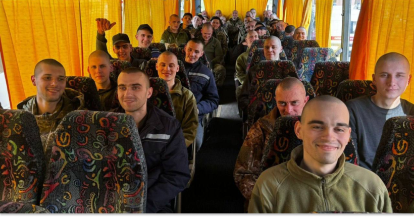 Україна звільнила з полону 205 захисників: кого повернули