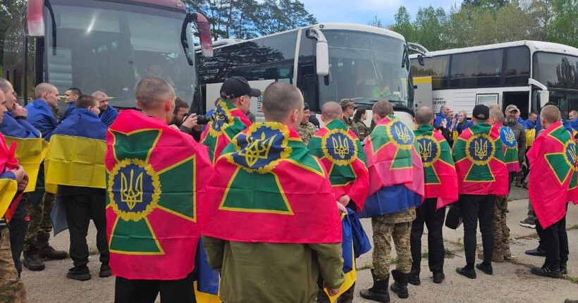 Обмін полоненими 6 травня: в МВС розповіли, скільки повернули нацгвардійців і прикордонників