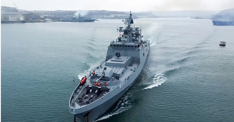 Росіяни тримають в Середземному морі корабель з 