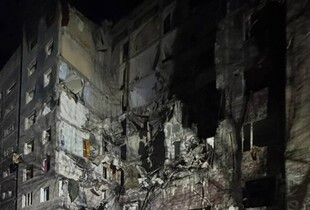 Ворог скинув авіабомбу на багатоповерхівку в Костянтинівці: поранено щонайменше 12 цивільних