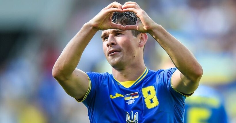 Український футболіст “Дженоа” Руслан Маліновський вдруге став батьком