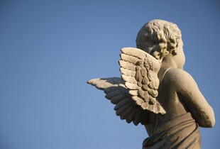 День ангела 10 травня – кого сьогодні привітати з іменинами