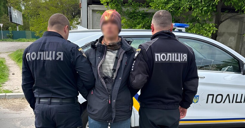 У Чернігові чоловік погрожував ножем працівникам військкомату