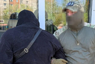 За гроші допомагали 