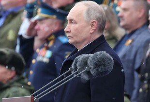 Москва без зв’язку, диктатори на трибуні: як Путін і Сі провели парад 