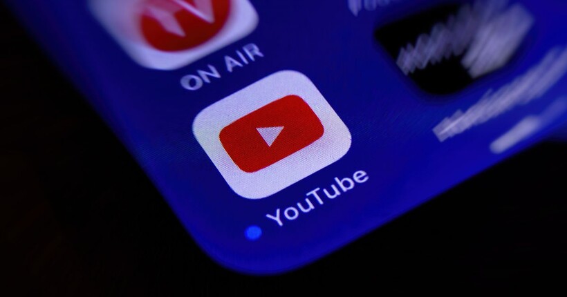 YouTube обмежив канал Арестовича та інших осіб під санкціями РНБО на території України