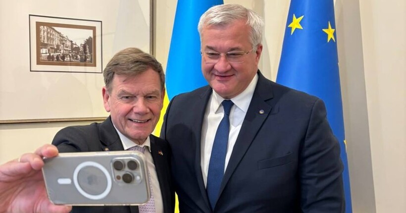 Сибіга вперше зустрівся з новопризначеним главою МЗС Німеччини: про що поговорили