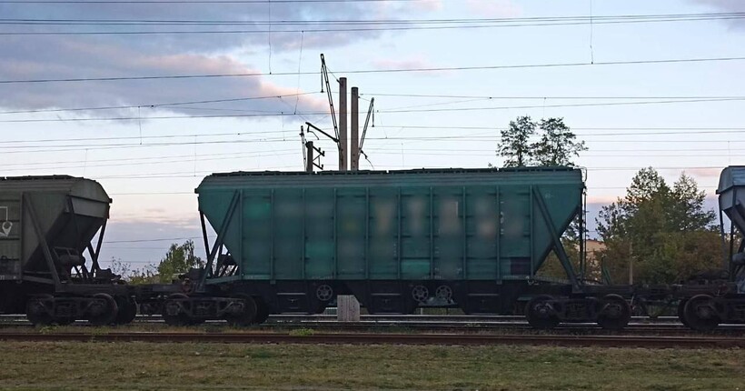 У Бучі 14-річну дівчину вразило струмом на даху поїзда