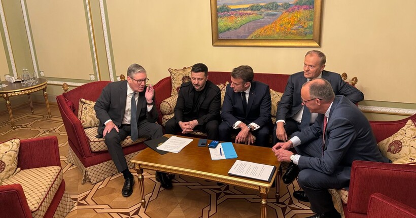 Готові до припинення вогню з понеділка: Зеленський та чотири європейські лідери поговорили з Трампом