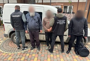 Служителі московського патріархату хотіли незаконно переправити чоловіка за кордон: суд обрав їм запобіжний захід
