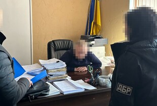 ДБР завершило розслідування щодо судді з Дніпра, який незаконно привласнив орендовану квартиру