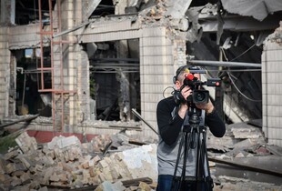 Від початку вторгнення рф в Україні загинули понад 300 митців і журналістів