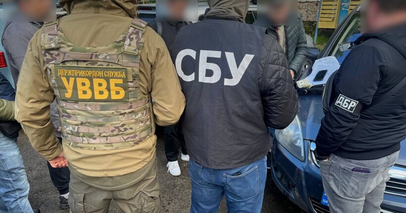 На Буковині затримали прикордонника за торгівлю інформацією з баз даних ДПСУ