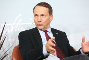 Сікорський: НАТО стане сильнішим, а рф зіткнеться з 