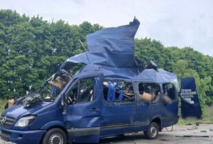 У Білопіллі оголосили траур після атаки росіян на автобус із цивільними