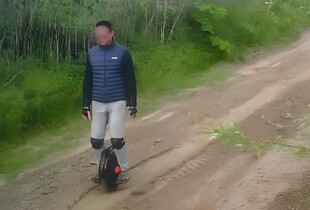 Чоловік намагався перетнути кордон зі Словаччиною на моноколесі – ДПСУ